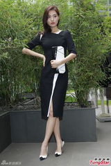 组图：Ana R只想蜜恋 Jocelyn开心与家人度圣诞