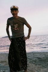 组图：高虎个性写真混搭显时尚