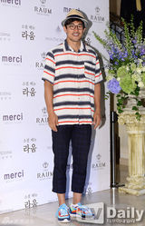 组图：SS501许永生等帅气亮相权民尹智敏婚礼