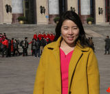 组图：2014两会美女记者众生态 美貌智慧并存