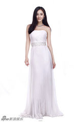 组图：《盛夏晚晴天》定妆照 杨幂优雅刘恺威耍帅