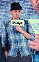 组图：《白日焰火》定档3月21日 廖凡盼票房5亿