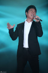 组图：歌手2邓紫棋变嘻哈女孩 动力火车首登场