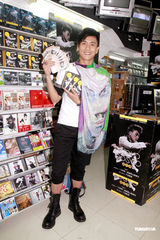 高清图：黄宗泽跨行发唱片 用心做音乐期望获认可