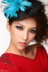 组图：王梓诺拍烟熏写真 甜美动人不可抗拒