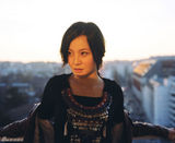 高清图：陶红户外唯美写真 淡雅素净显东方神韵