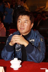 组图：宁可发专辑满文军助阵 与朱时茂对唱情歌