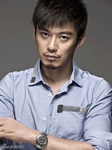 组图：芦芳生写真大片 简约文艺范儿俊朗迷人