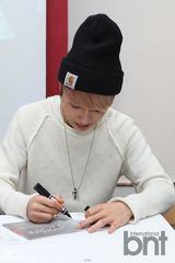 组图：男团M.pire在日开办首场签名会