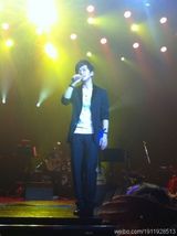 组图：李健北京开唱展天籁 网友叹现场堪比CD