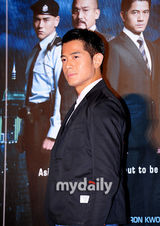 组图：郭富城梁家辉韩国釜山出席《寒战》发布会