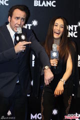 组图：凯奇上海捞金 吴奇隆马苏被赞登对