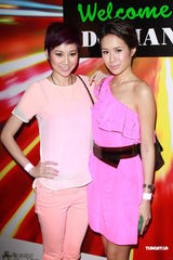 组图：江若琳胡敏珊等群星出席生日派对气质抢镜