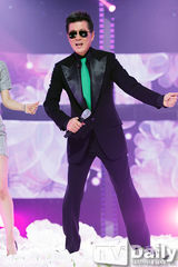 组图:金宇彬告别MCD 泰妍钟铉对唱GirlsDay夺冠