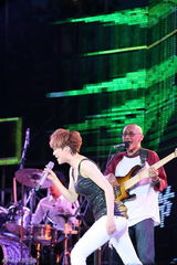 幻灯组图：中歌榜红五月音乐节落幕 羽泉自称粉丝