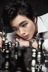 高清：韩星吕珍九时尚大片 游走于少年男人之间