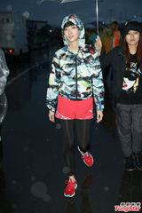 组图：桂纶镁凤小岳出席活动相约夜跑