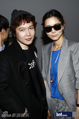 组图：韩星孔孝真严正花等明星出席首尔时装秀