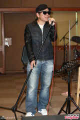 组图：赵传彩排个唱林欣甫探班 遗憾潘安邦早逝