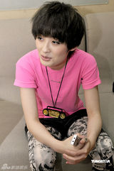 高清图：曾轶可畅谈首次触电 直言毫无压力