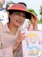 组图：《波鲁鲁》将映 盘点韩星与波鲁鲁