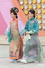 组图：《金枝欲孽2》记者会邓萃雯蔡少芬陈豪亮相