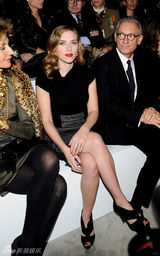 高清组图：斯嘉丽-约翰逊西班牙走秀