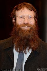 组图：《恐惧史》首映会 帅哥导演抢镜