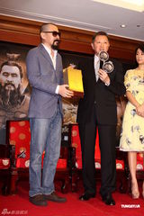 组图：《三国》主演台湾宣传 何润东佩服陈建斌