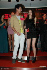 组图：《喜爱夜蒲》香港首映 导演钱国伟携演员亮相