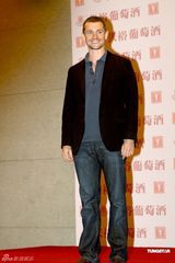 幻灯图：吕克-贝松常盘贵子等国际影人上海见媒体