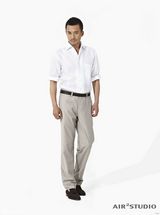 组图：王学兵杂志花絮照曝光 笑容和煦好男人