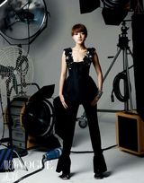 组图：邓家佳《VOGUE》大片曝光 随性气质国际风范