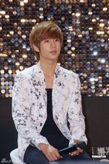 组图：BoyFriend首度赴台 六子化身歌迷最佳男友