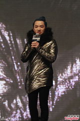 组图：Twins新城变红粉佳人 林峰帅气王祖蓝搞怪