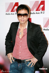 高清图：寰亚公布新片计划 黄秋生炮轰内地剧组