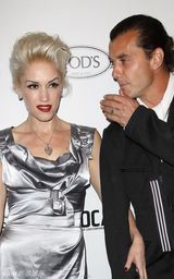 幻灯图集：名品店加州开张 阿尔芭贝瑞等美人捧场