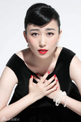 组图：丁柳元写真典雅灵动如赫本