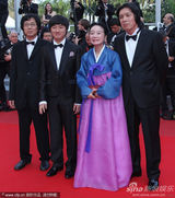 幻灯图集：李沧东《诗》首映 伊丽莎白-班克斯助阵