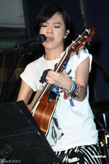 组图：张芸京创作曲公开 同名新专辑将发