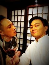 组图：“帅气机长”张智霖微博生活照集锦