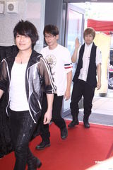 组图：柯震东萧亚轩同场不同台 蔡依林恐吓媒体