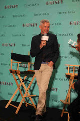 组图：《了不起的盖茨比》中国首映 导演获香吻