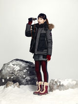 高清图：元斌宋茜雪地拍大片 萌妹扎马尾邻家