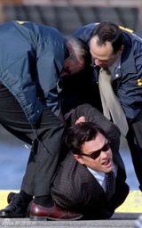 组图：《华尔街之狼》片场 FBI力擒莱昂纳多