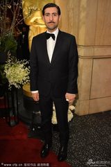 组图：杰森-施沃兹曼入场券遮脸搞怪