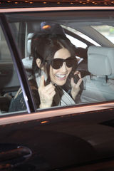 组图：It Girl陈燃上海观战F1大赛 造型受赞