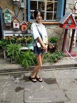 组图：冰粉妹妹走红似周冬雨 辍学摆摊供妹上学