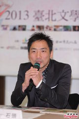 组图：五月天石头演戏上瘾 欲挑战同性恋角色