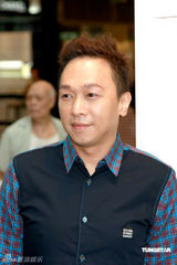 幻灯组图：张学友与非洲儿童合唱 崔健邦不怕被解雇